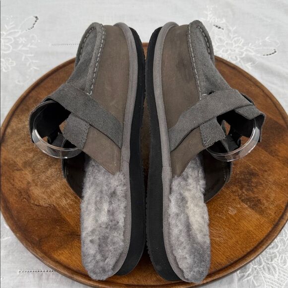 LL Bean Shoes Mens 13 M Gray Leather Lamb Fur Wicked Good Slipper Scuffs main image 12